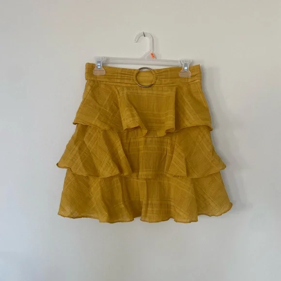Revolve skirt - Picture 3 of 5